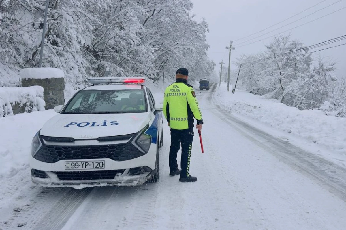 DYP hərəkətdə olan sürücülərə [[xəbərdarlıq etdi]]