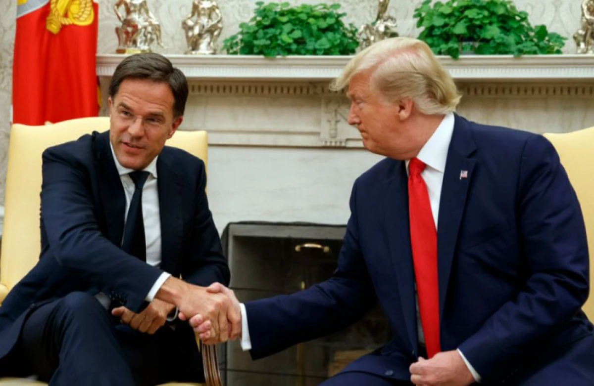 [[Rütte]] Trampla Qrenlandiya məsələsini müzakirə etdi