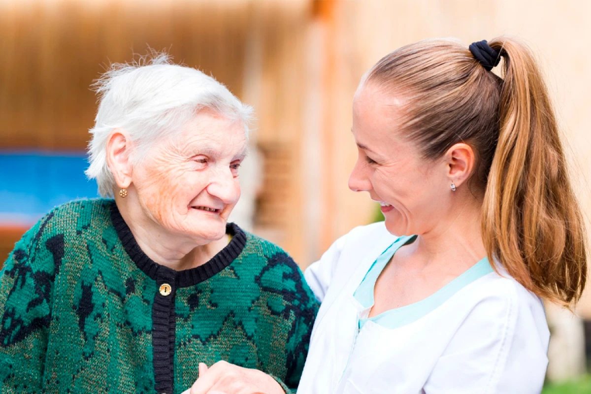 Evdə sosial [[xidmət göstərilən ən yaşlı vətəndaş]] 102 yaşındadır