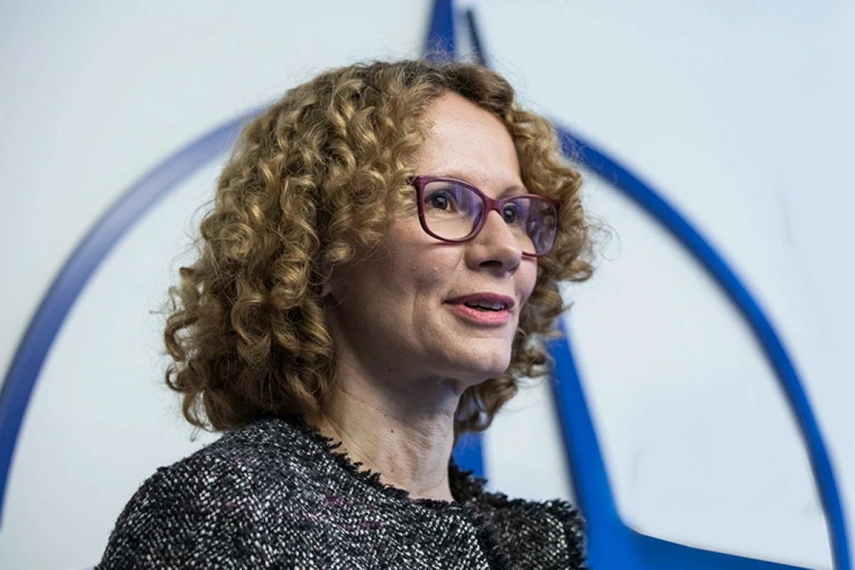 NATO Baş katibinin müavini [[yanvarın 21-də Azərbaycana]] səfər edəcək