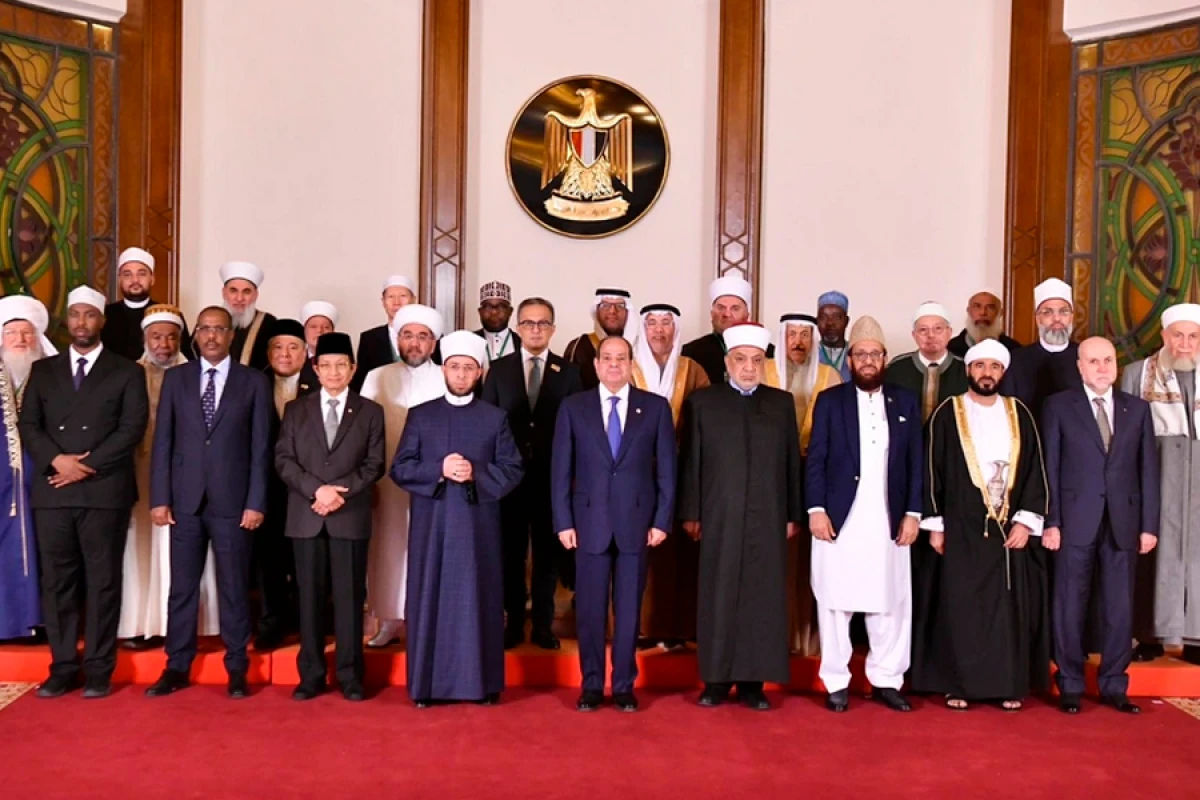 Dini Komitənin sədri [[Misir Prezidenti ilə görüşdə]] iştirak etdi