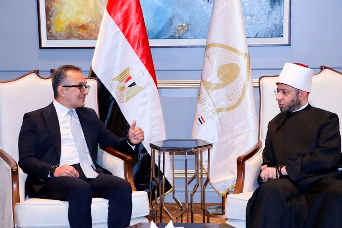 [[Ramin Məmmədov]] Usamə Əl-Əzhəri ilə görüşdü