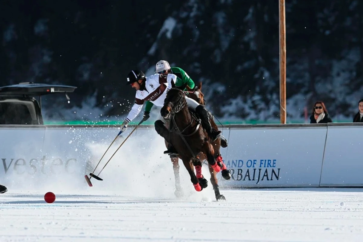 Qarüstü polo komandası [[Dünya Kubokunda]] mübarizə aparacaq