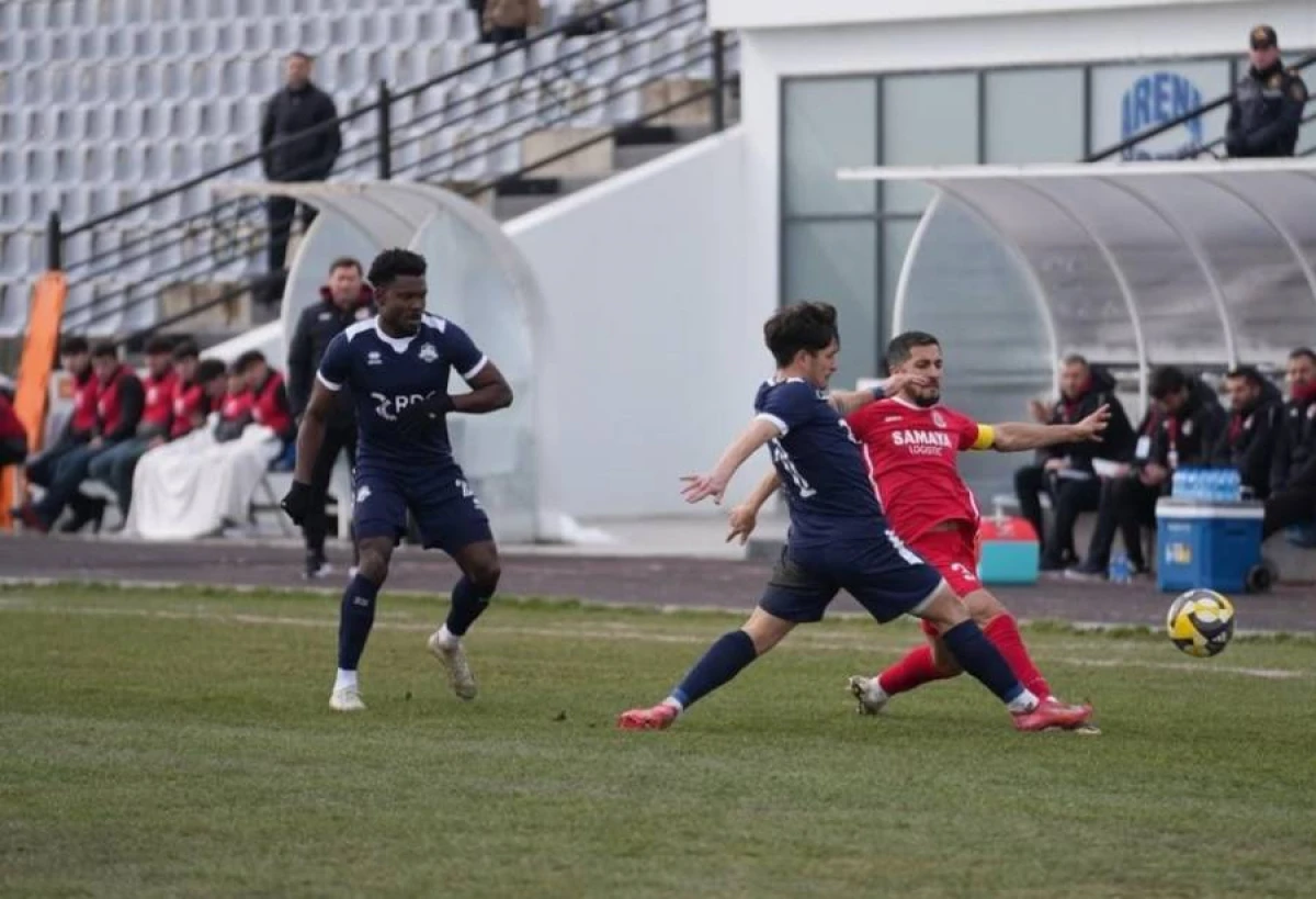 [[Premyer Liqa:]] İlin ilk matçında qalib məlum olmadı