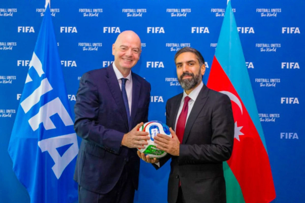 [[Rövşən Nəcəf]] FIFA prezidenti ilə görüşdü