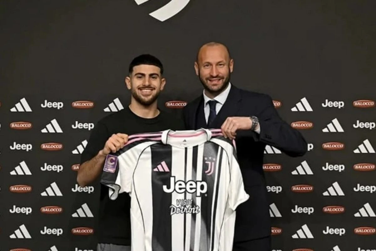 "Yuventus" daha bir türkiyəli oyunçunu [[transfer etdi]]