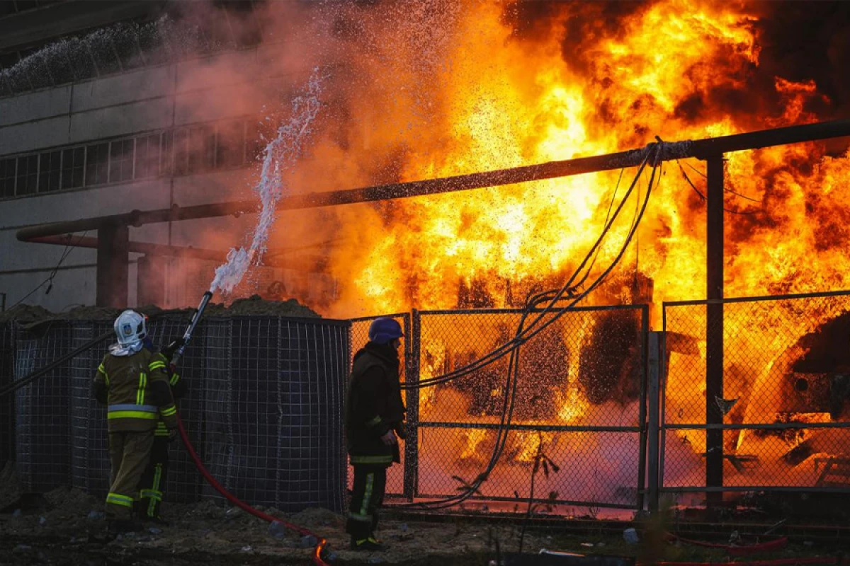 Rusiya Nikolayevdə [[enerji obyektinə]] hücum etdi