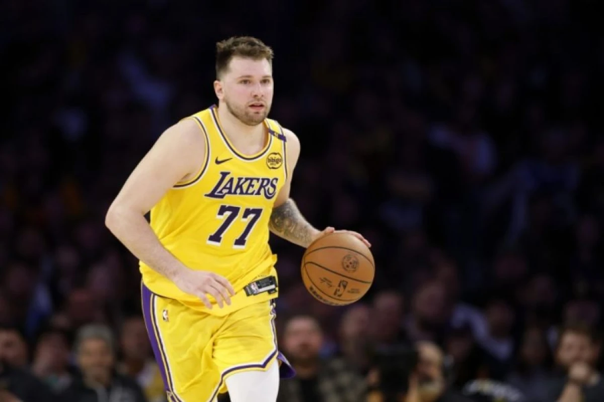 Luka Donçiç NBA tarixində [[unikal rekord]] qırdı
