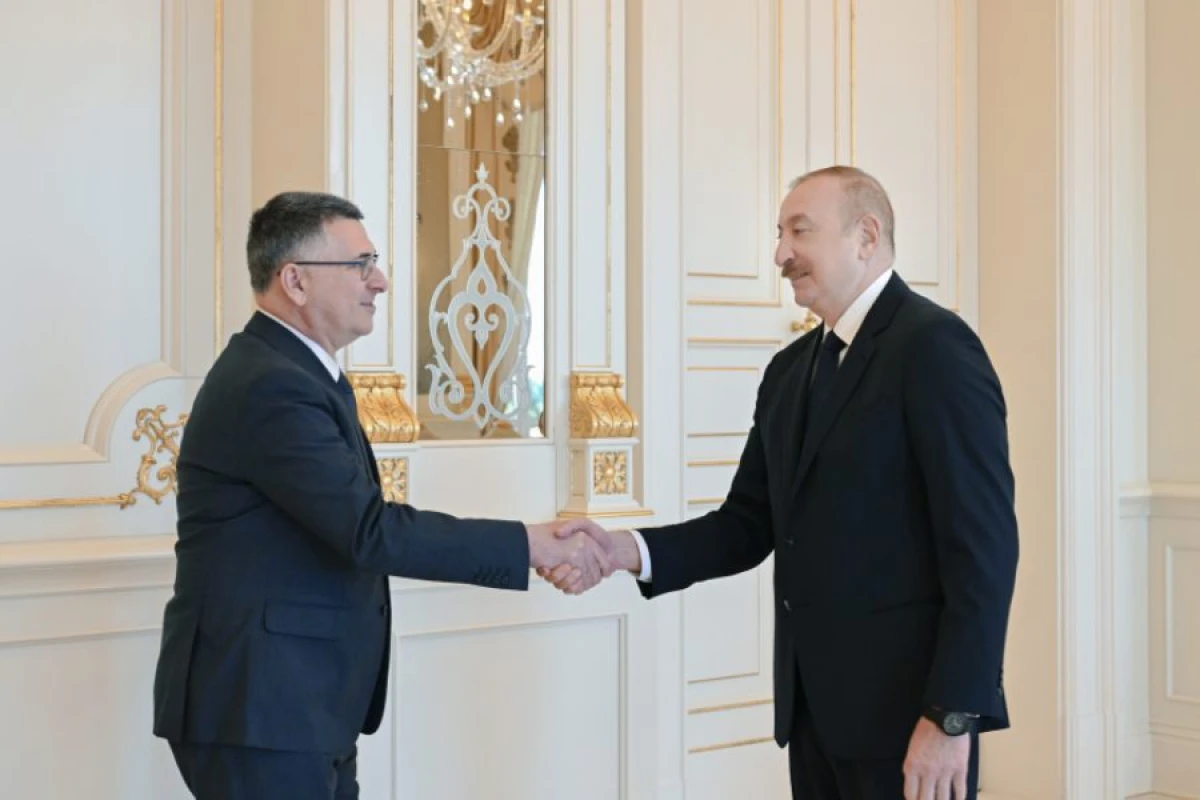 Gideon Saarın Bakı səfəri: [[Azərbaycan-İsrail əməkdaşlığı güclənir]]