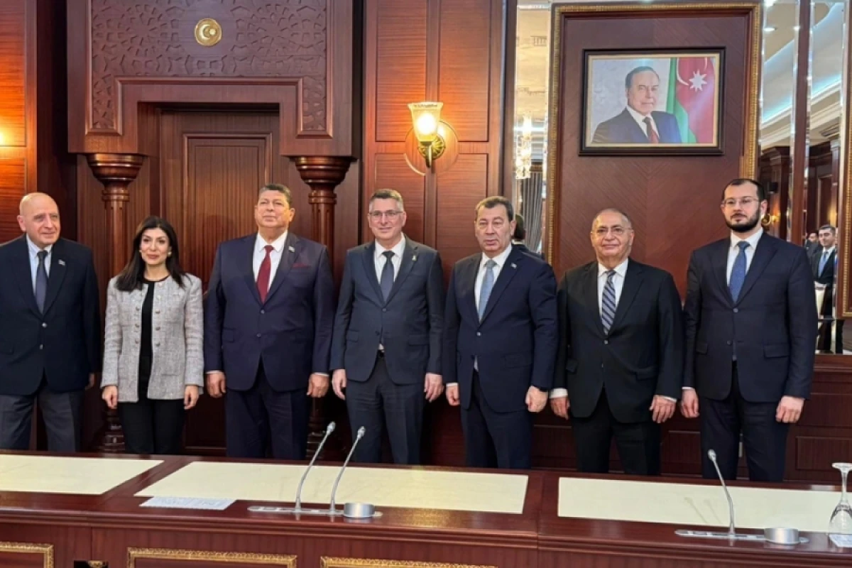 [[Gideon Saar]] Milli Məclisin deputatları ilə görüşdü