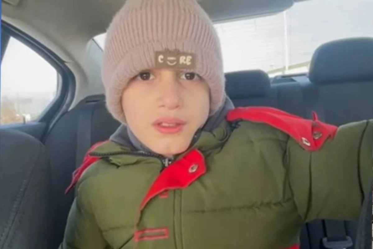 Bakıda itən [[azyaşlının valideynləri tapıldı]]