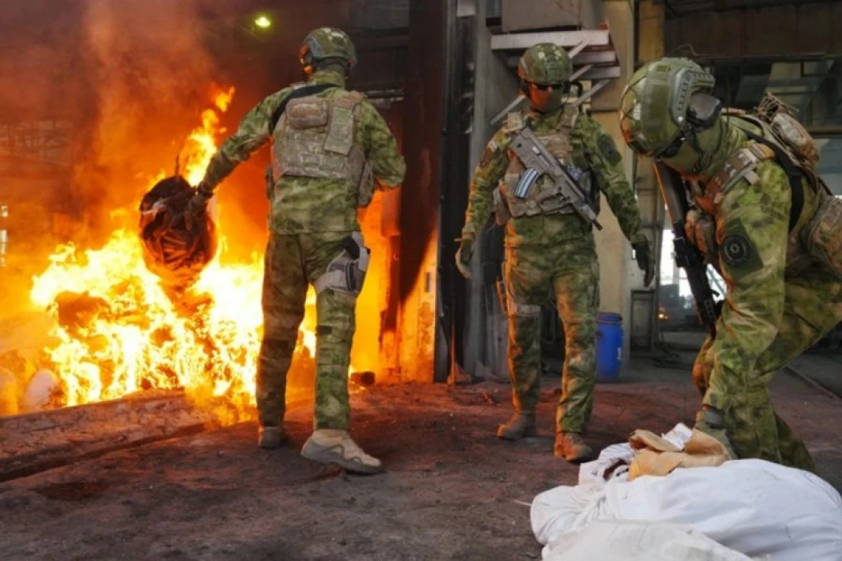 25 cinayət işi üzrə 858 kiloqramdan çox narkotik [[məhv edildi]]