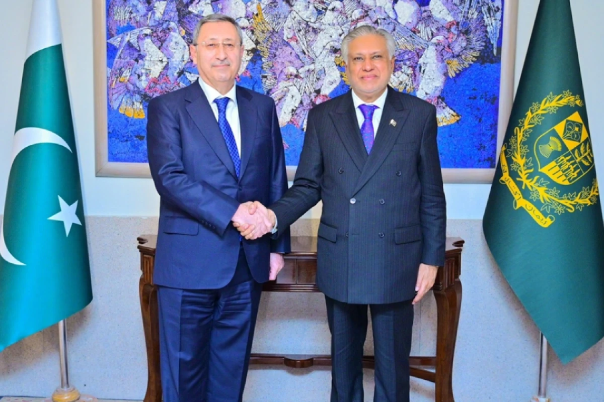 [[Xələf Xələfov]] Pakistanın xarici işlər naziri ilə görüşdü