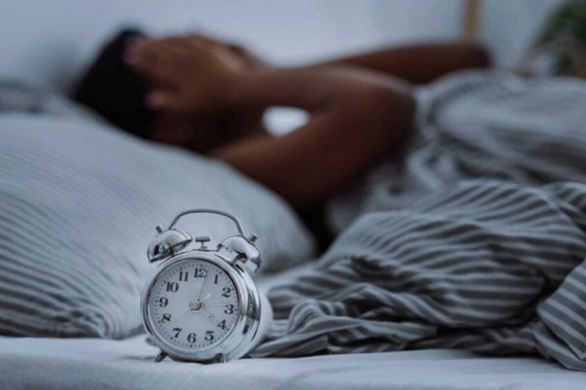 Gec yatmaq ürək xəstəliyi riskini [[artırır]]