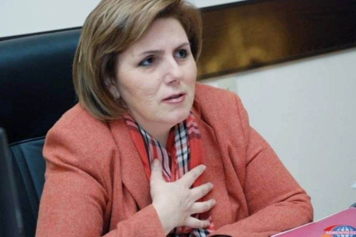 Ermənistanın keçmiş naziri [[məhkum edildi və əfv olundu]]