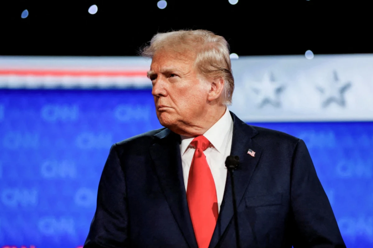 Tramp ABŞ-nin 51–53-cü ştatları barədə [[zarafat etdi]]