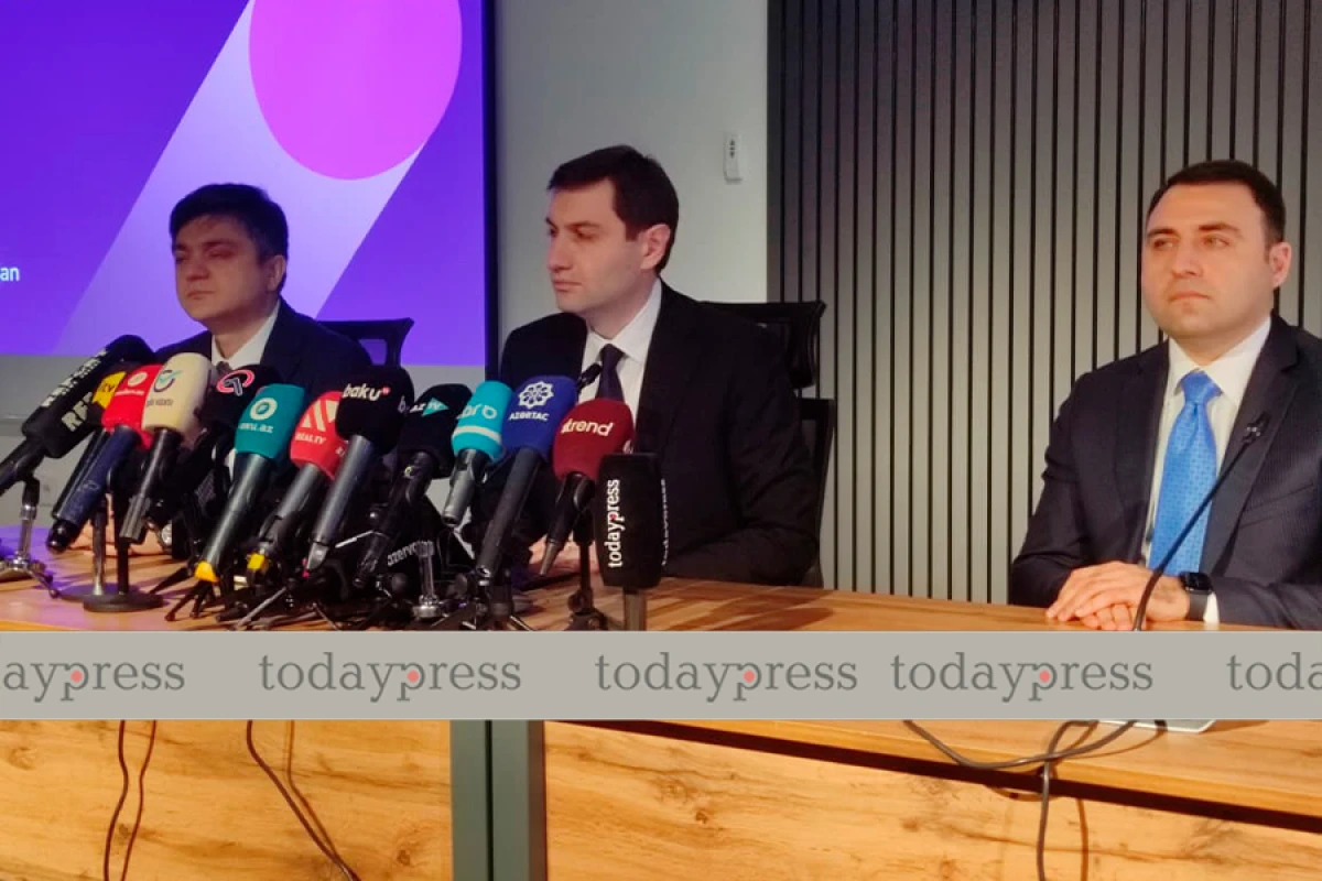 Rəqəmsal İnkişaf Konsepsiyası üzrə [[17 yol xəritəsi hazırlanıb]]