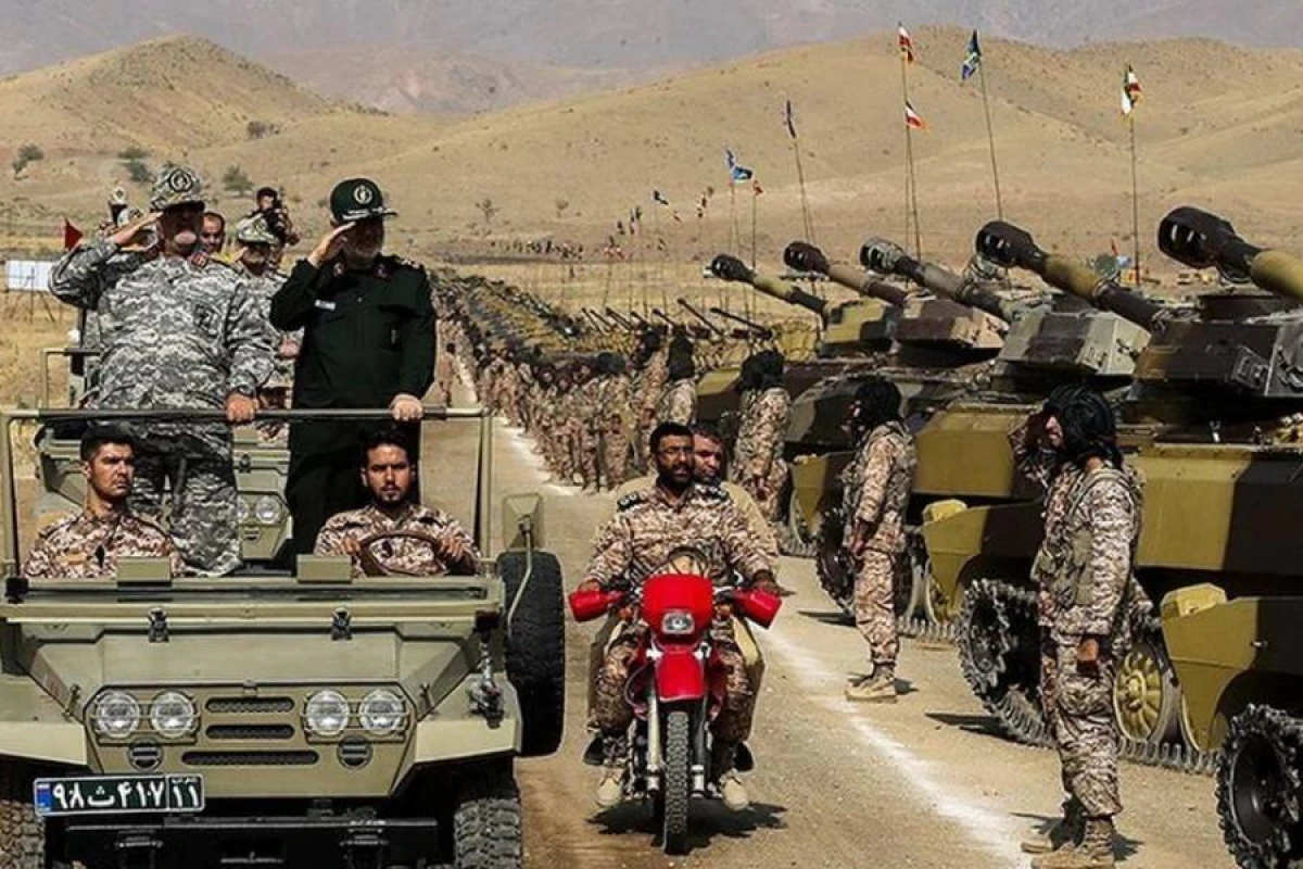 [["Tasnim" :]] İran ordusu təlimlərə hazırlaşır