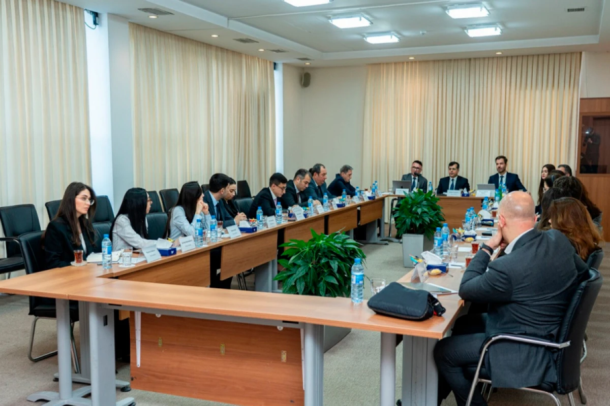 [[“Biznesin müflisləşməsi”]] İşçi qrupunun iclası keçirildi