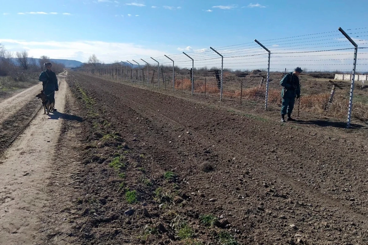 Ötən ay [[dövlət sərhədini pоzduqlarına görə]] 13 əcnəbi saxlanılıb
