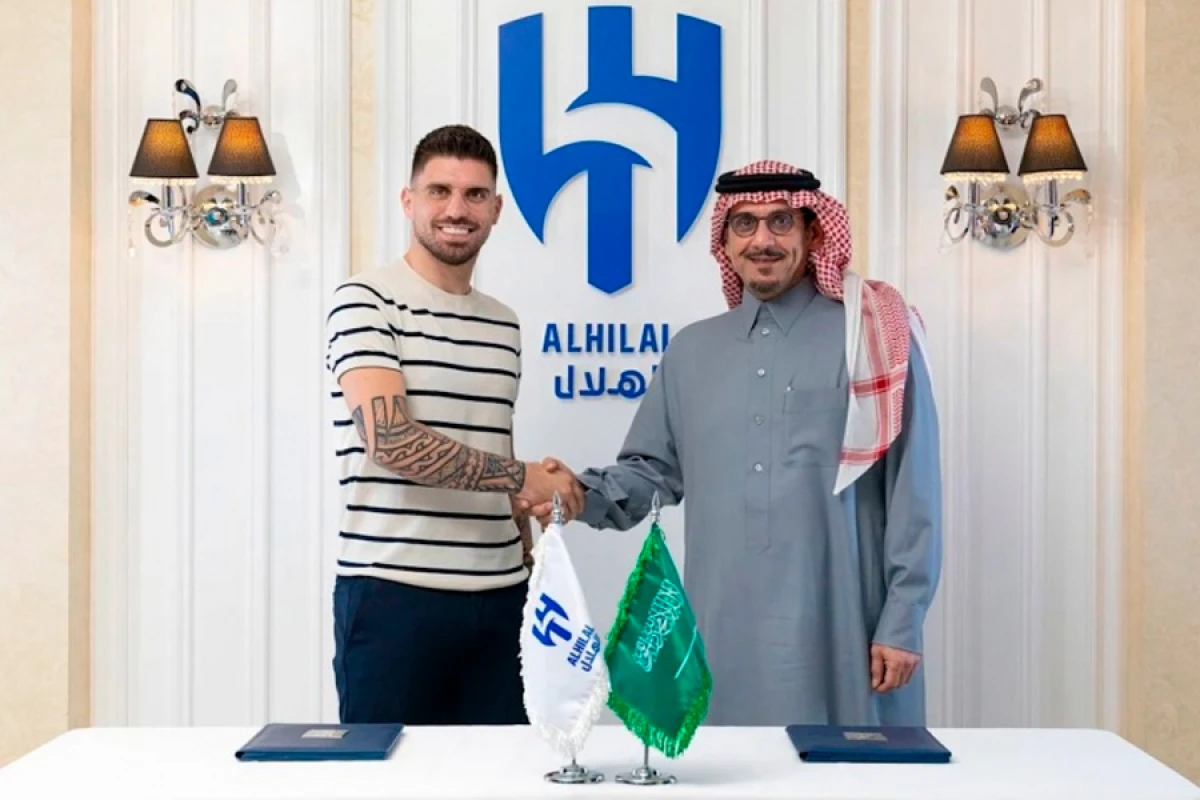 [[“Əl-Hilal” liderini qorudu:]] Ruben Neveşlə uzunmüddətli anlaşma