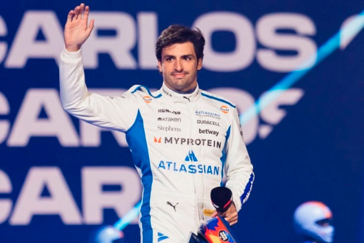 Karlos Sayns [[“Uilyams”ın yeni FW48 bolidinin debütünü]] şərh etdi