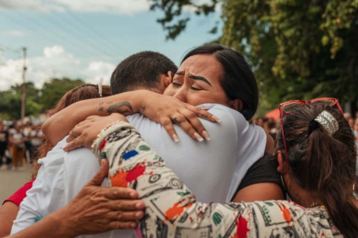 Venesuelada siyasi zorakılıqla bağlı işlərə [[amnistiya verildi]]