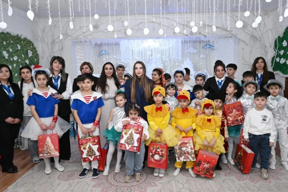 Leyla Əliyeva və Alena Əliyeva Gəncədə uşaq evini [[ziyarət etdilər]]