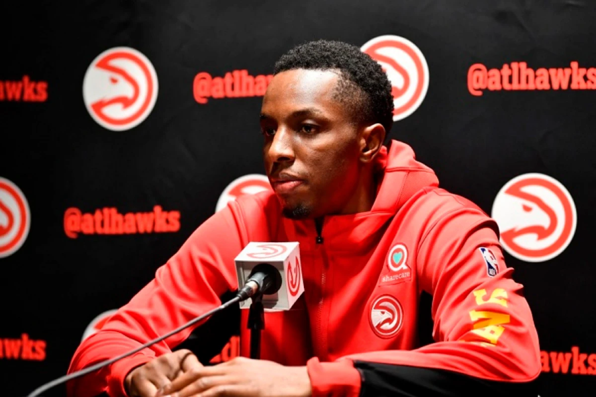 [[Maskalı dönüş:]] Okonqvu sosial şəbəkələri silkələdi