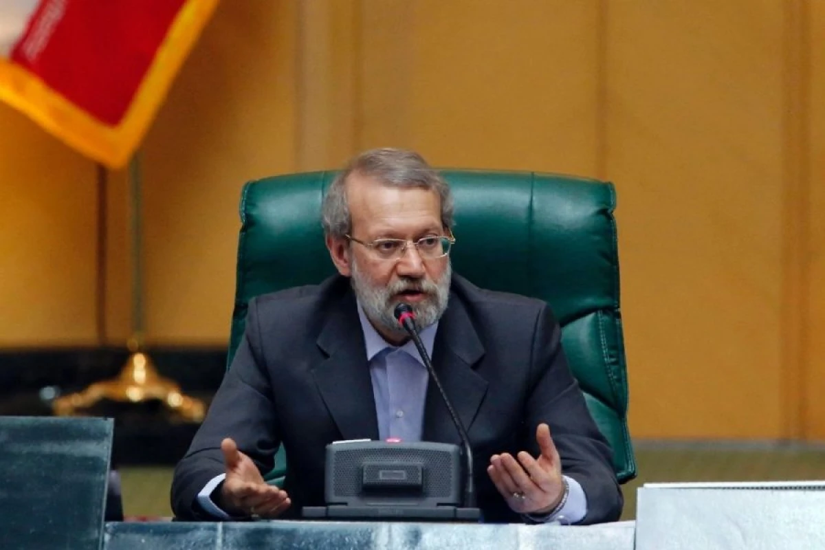 Laricani ABŞ-İran danışıqlarından sonra [[Omana səfər edəcək]]