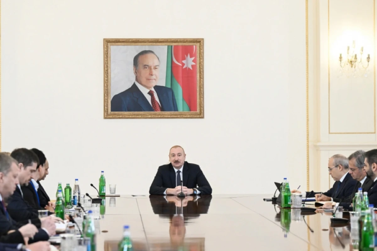 [[Azərbaycan]] "Visa" ilə sıx əməkdaşlıq edir