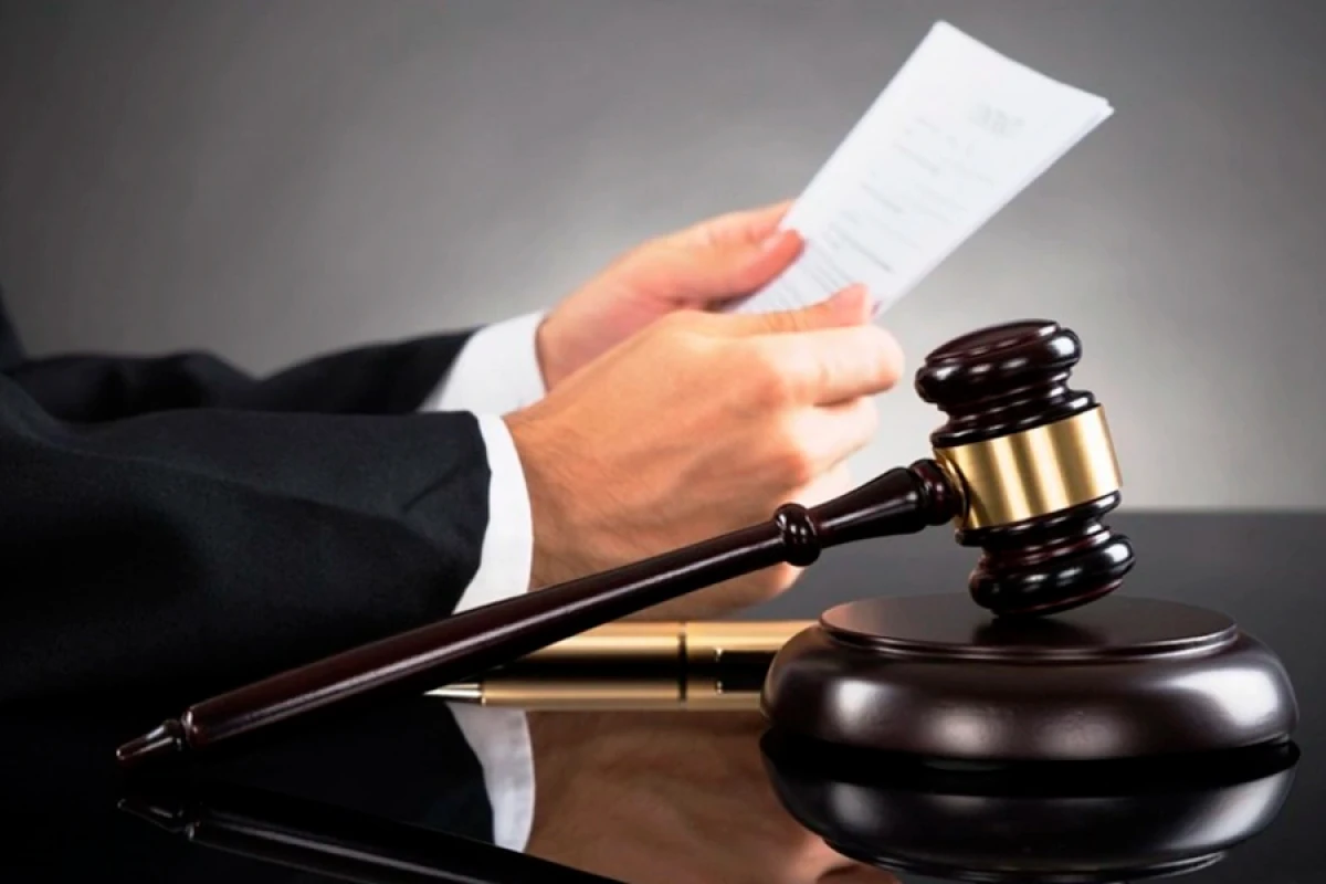 Prokuror [[Azər Qasımlıya]] 13 il həbs cəzası istədi