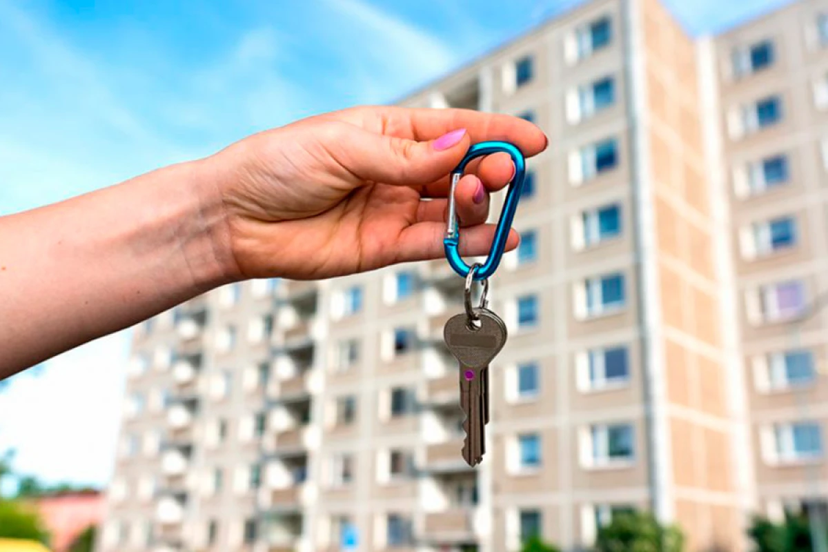 Bu şəxslərə [[3 otaqlı mənzillər]] veriləcək