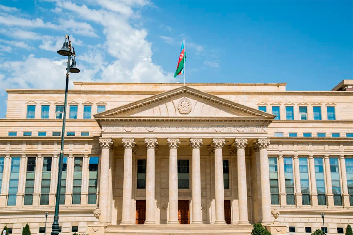 Vətəndaşlar barələrində gedən [[məlumatların silinməsini]] tələb edə bilər