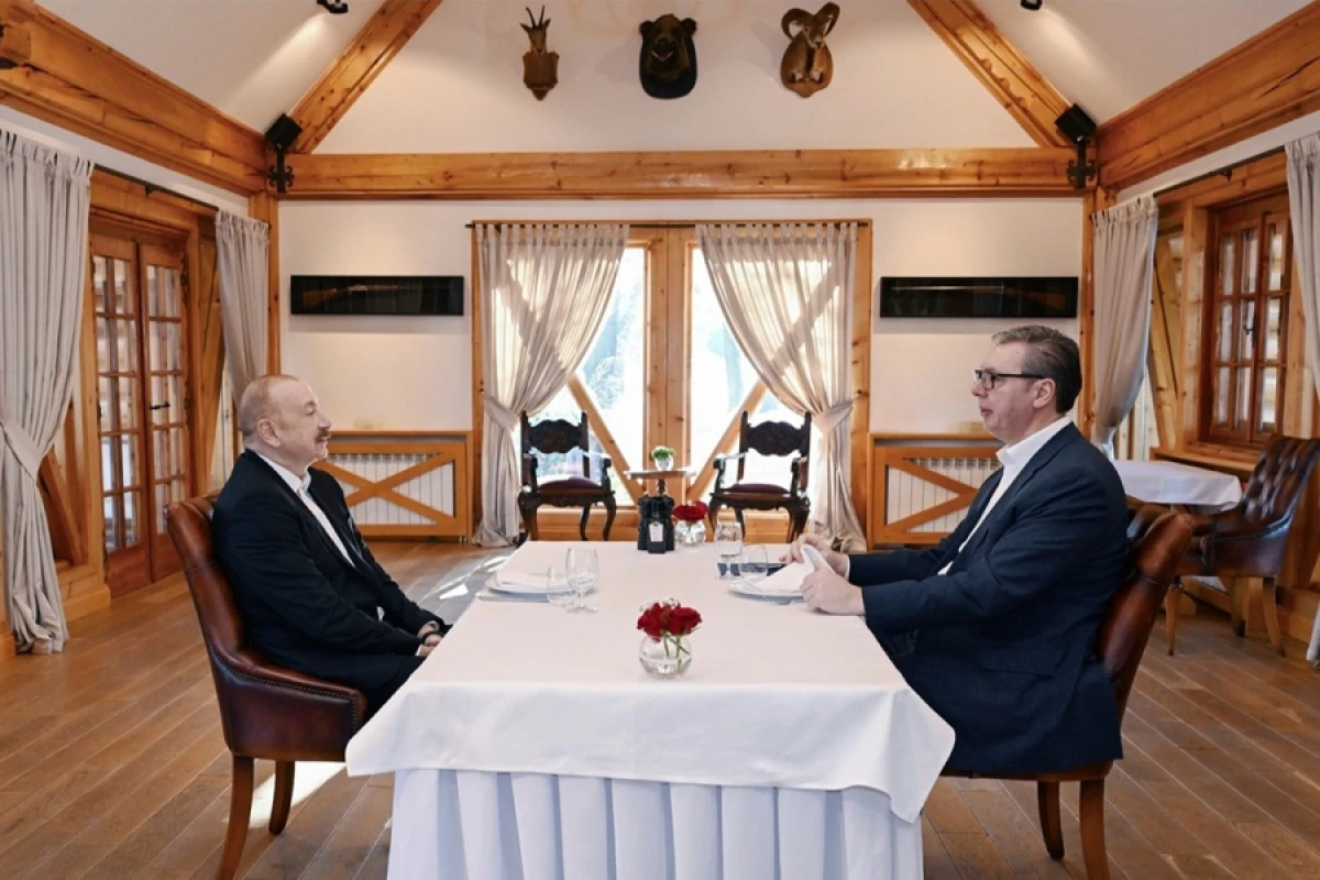 [[Azərbaycan]] və Serbiya prezidentləri qeyri-rəsmi səhər yeməyində iştirak etdilər