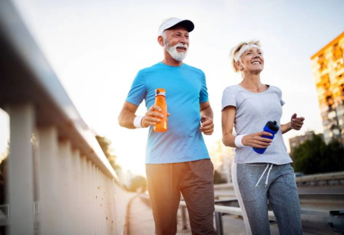 [[Yüz yaşlı qadın]] uzunömürlülüyün sirrini açıqladı