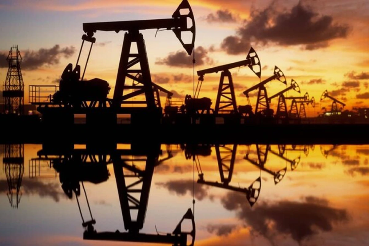 Neft [[ucuzlaşdı]]