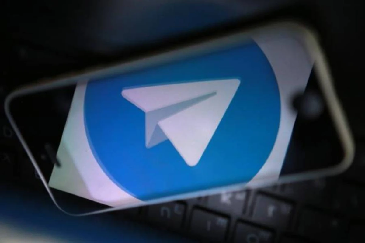 "Telegram" bir gündə [[187 mindən çox kanalı bağladı]]