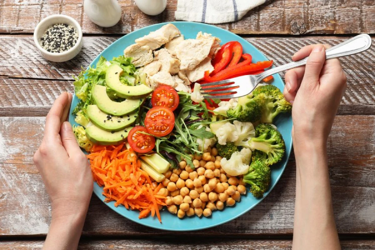 Arıqlamaq üçün ac qalmağa [[ehtiyac yoxdur]]