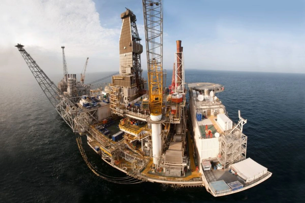 Neftin qiyməti [[artdı]]