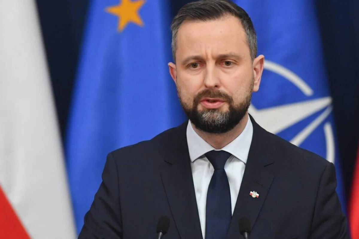 [[Polşa müdafiə naziri:]] "Varşava nüvə silahına sahib olmağa çalışmır"