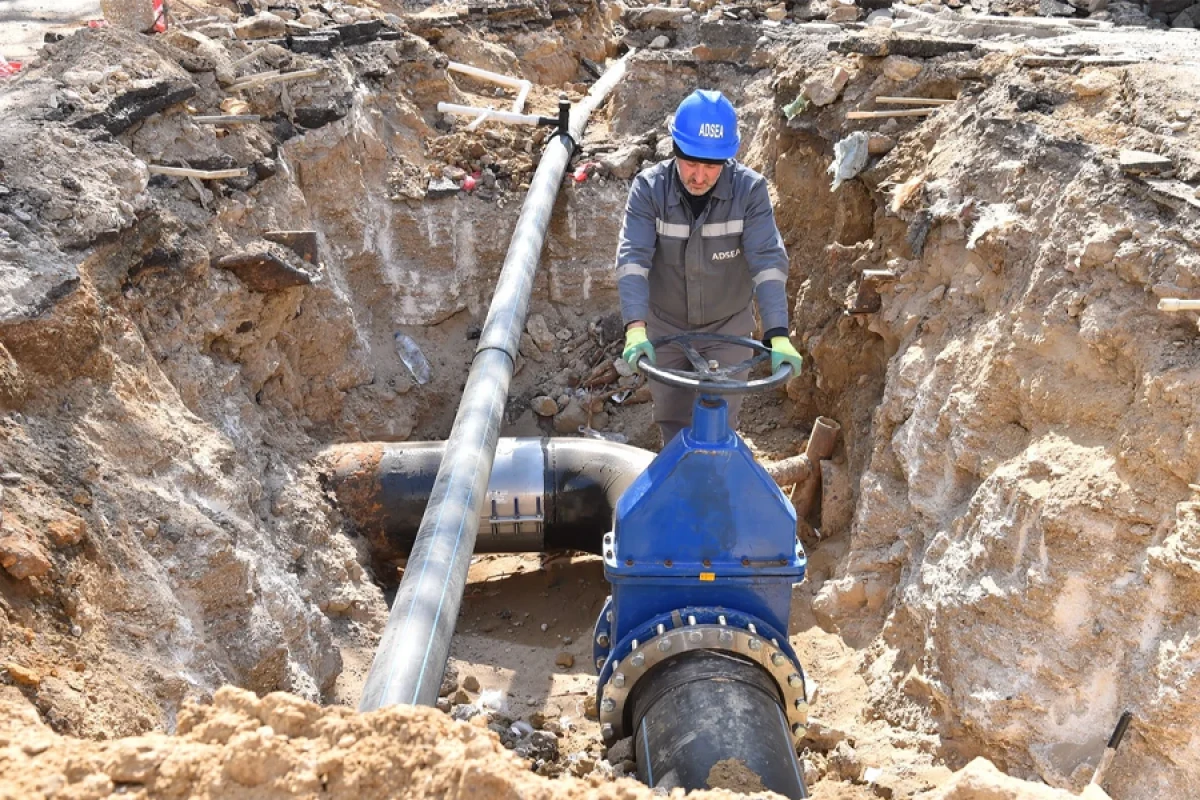 Bakının Xətai rayonunda [[qəzalı su xətləri yeniləndi]]