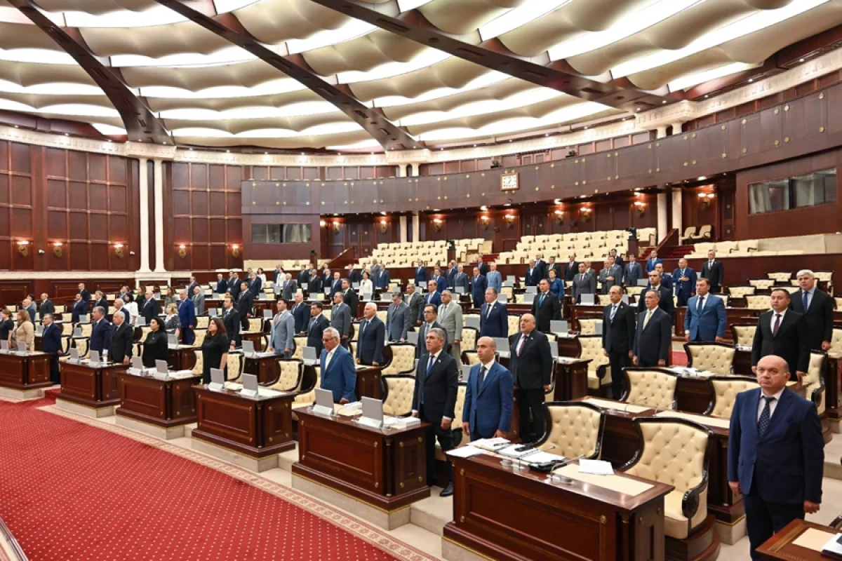 Milli Məclisdə [[Xocalı soyqırımı qurbanlarının xatirəsi]] yad edildi