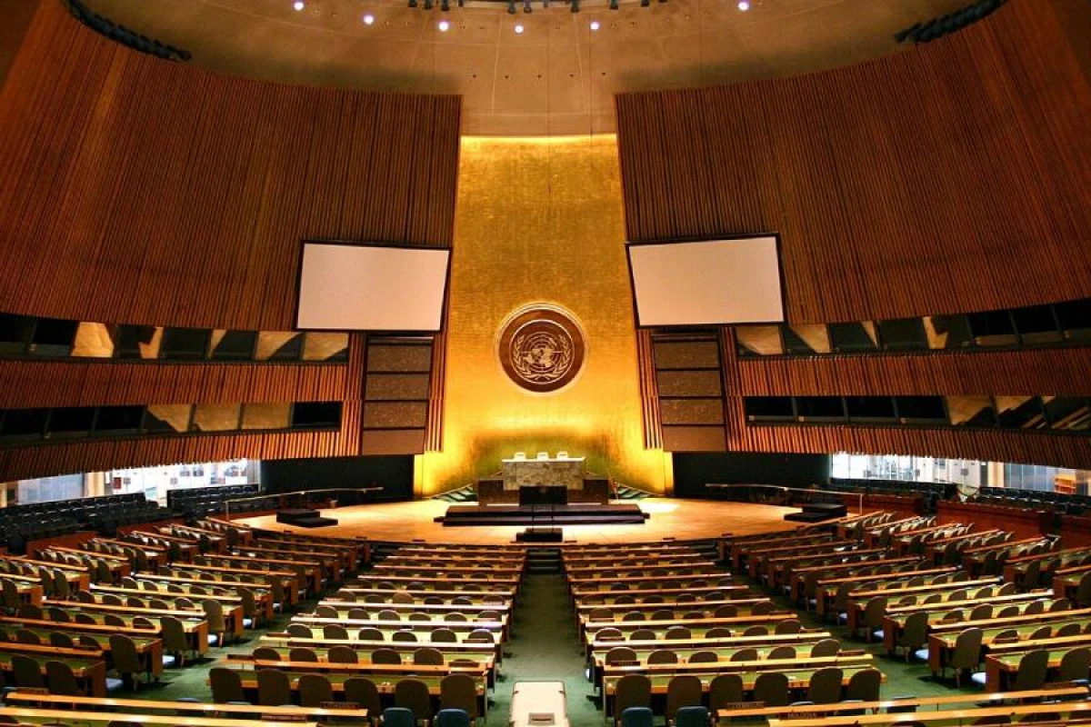 BMT Baş Assambleyası [[Ukraynada sülhü dəstəklədi]]