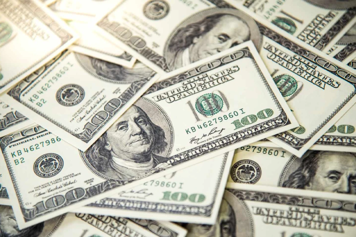 Dollar [[bahalaşdı? - Bu günə olan...]]