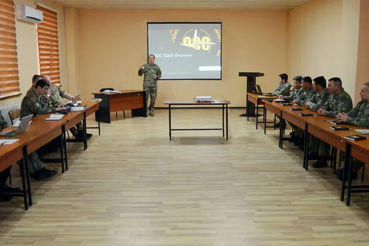 Bakıda [[NATO heyəti ilə]] görüş keçirilir