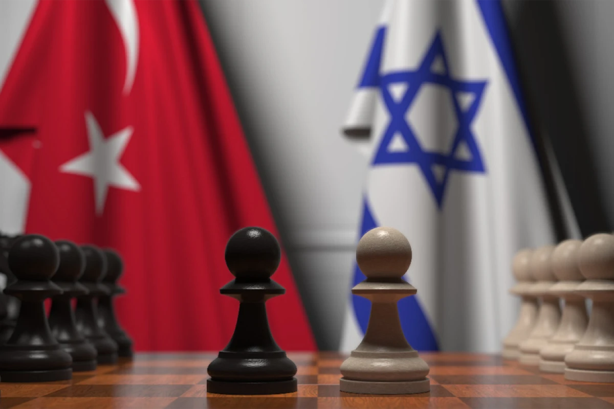 Qırmızı dənizdə [[STRATEJİ RƏQABƏT ARTIR: Türkiyə və İsrail nəyi böləcək?]]