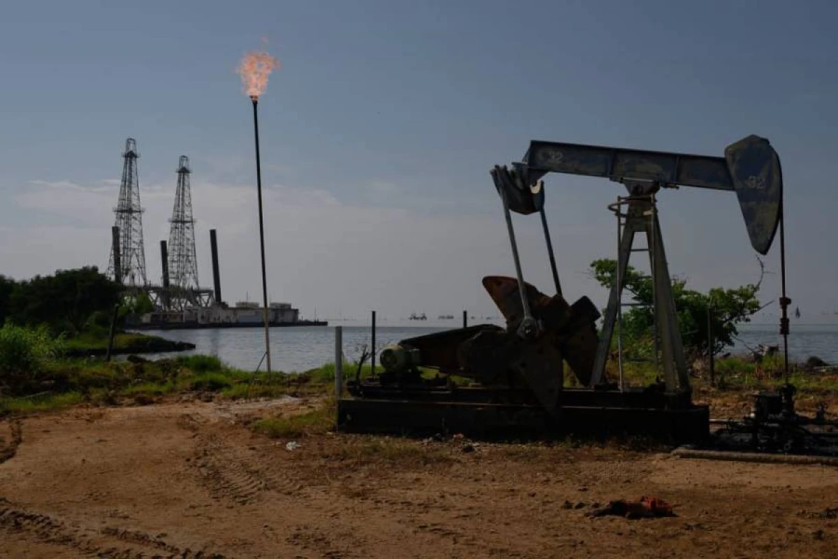 ABŞ [[Venesuela neftinin Kubaya satılmasına]] icazə verəcək