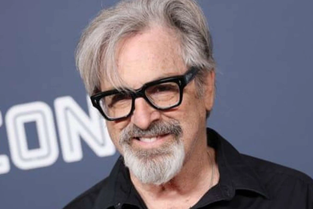 Əfsanəvi aktyor [[vəfat etdi]]