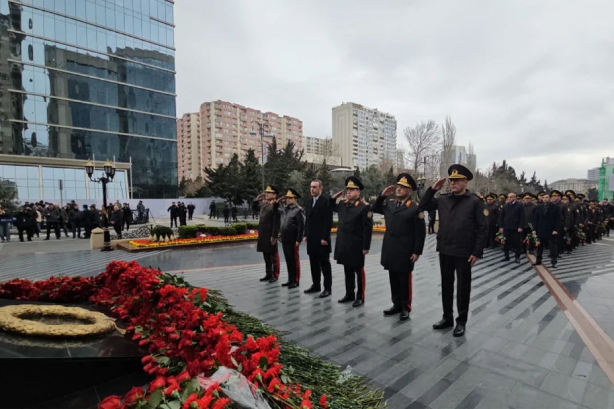 FHN kollektivi [[Xocalı soyqırımı abidəsini]] ziyarət etdi